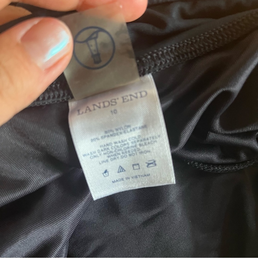 Lands End Red and Black Tankini Swimsuit Set Two Piece High Waist Coverage 10/12 - Picture 6 of 11